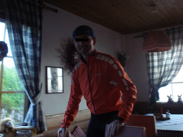 Erwischt. Jetzt geht ein Dienstagsradler schon lieber mit den Mittwochsmädels zum Biken.